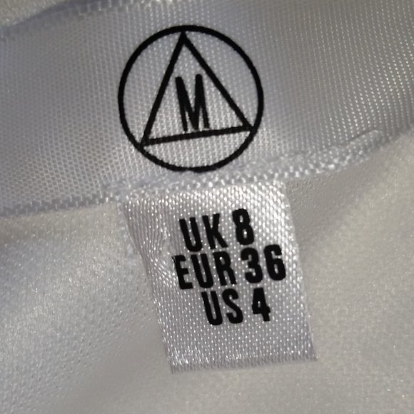 Misguided Bardot white ruffle sleeve shift dress NWT - Picture 7 of 7